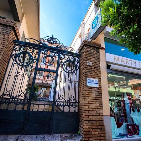 Domus Marti Hotel Formia Ngoại thất bức ảnh